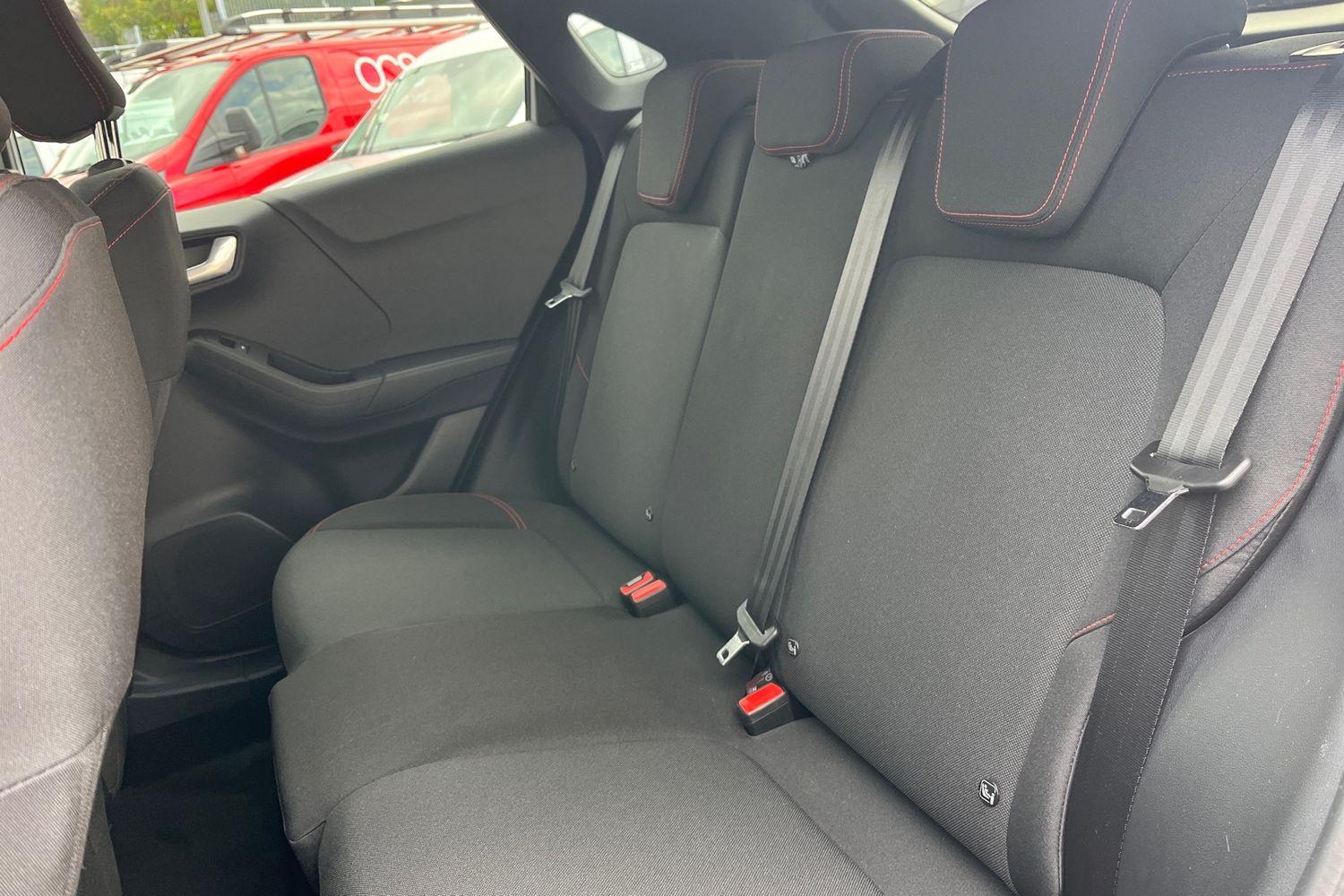 Ford PUMA Photo 19