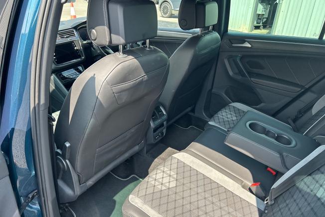 VOLKSWAGEN Tiguan Photo 42