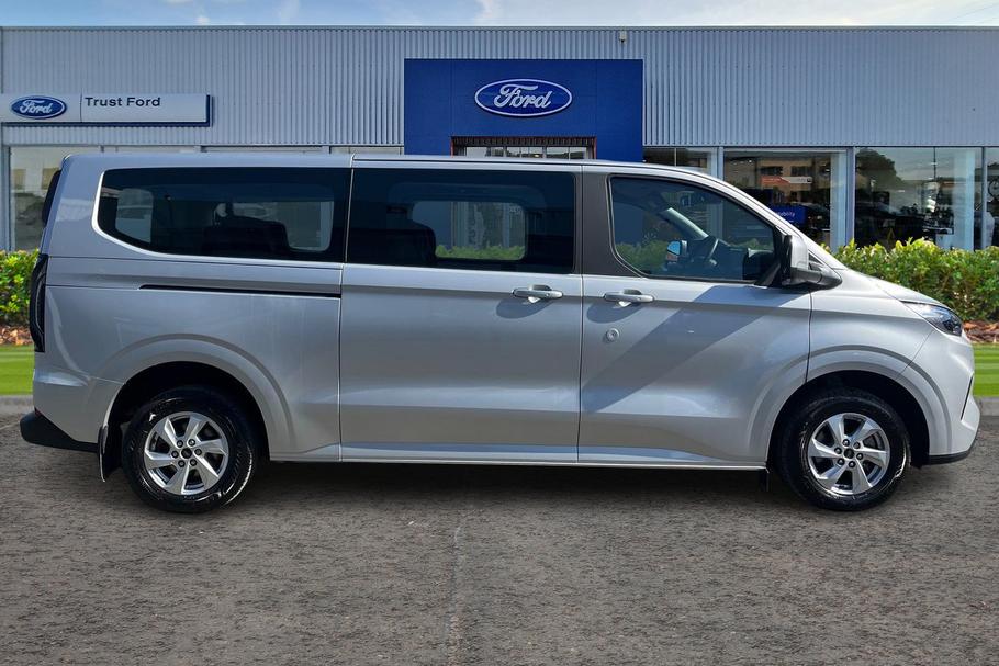 Used Ford Tourneo Custom YP74VLR 3