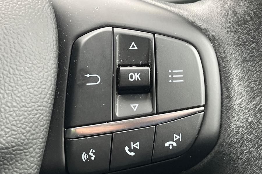 Ford Focus Photo autoimg-919bb13875292c14416252f6de9712fb41956266.jpg