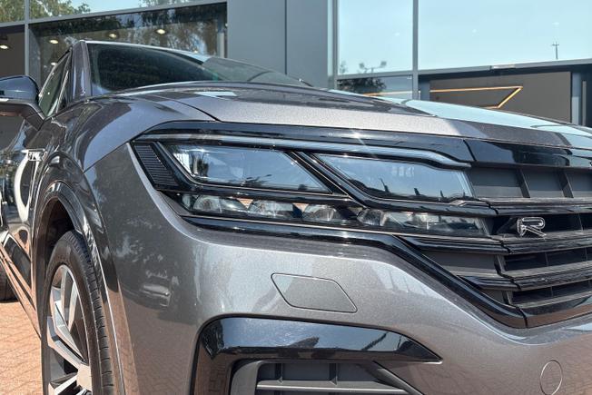 Volkswagen Touareg Photo 19