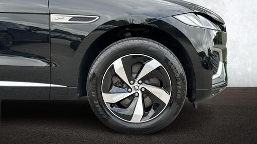 Jaguar F-PACE Photo autoimg-91a0024e16e218e0005fbf221c6d8b48d3d3aa86.jpg
