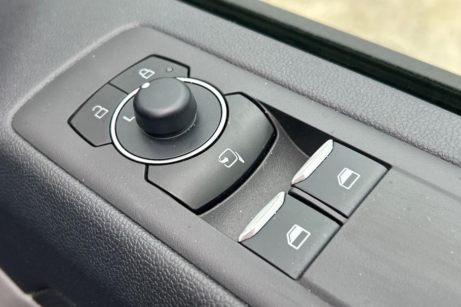 Used Ford TRANSIT CUSTOM WP75RZK 15