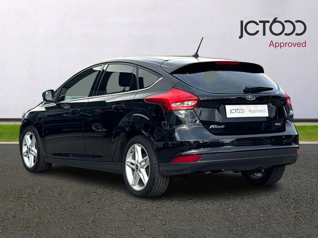 FORD Focus Photo 3