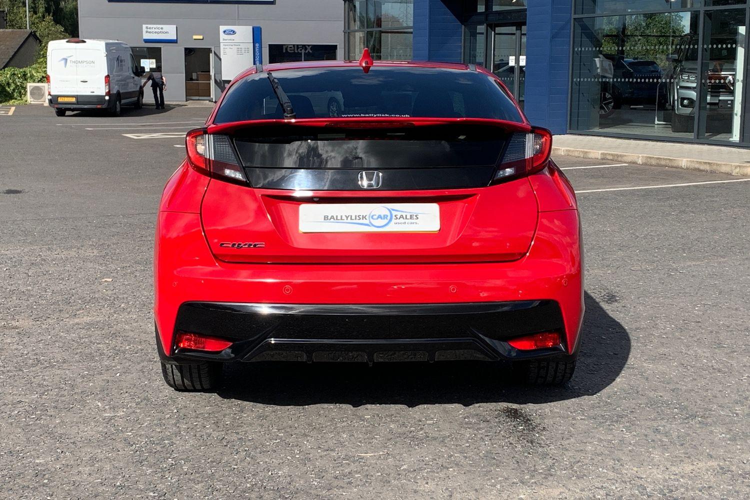 2015 Honda Civic 1.8 i-VTEC 142PS Sport Hatchback in Red with only 39K - vehicle photo 5 for sale on PureCar