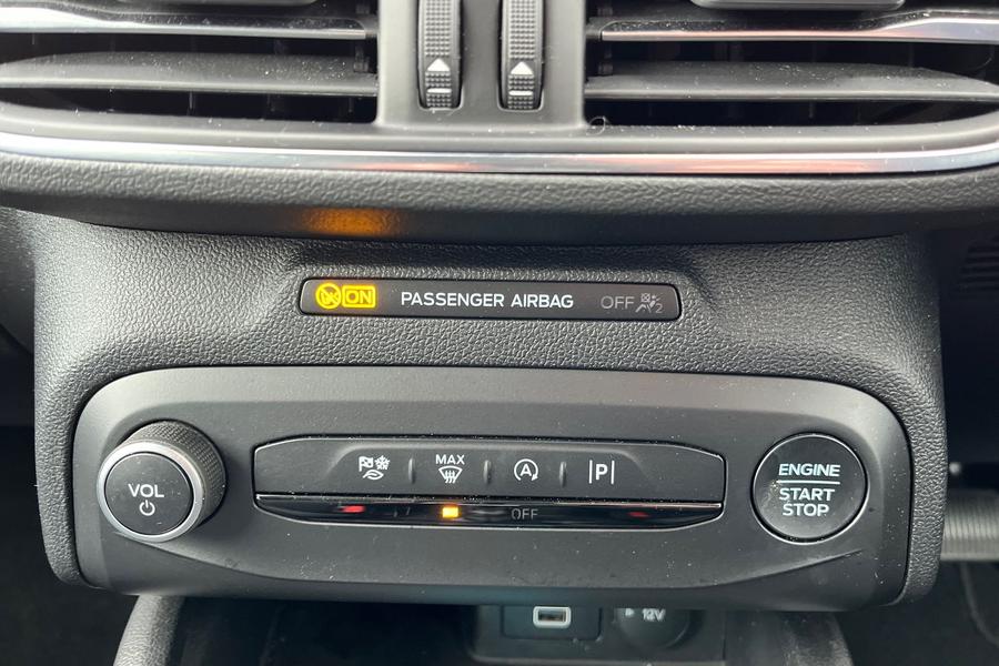 Ford FOCUS Photo autoimg-91a29b1bf4a312d74a841079f647f0af41cacfa4.jpg