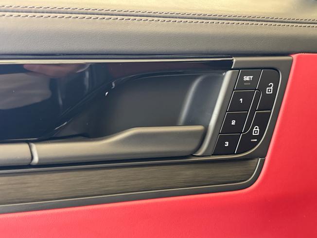 PORSCHE Cayenne Photo 34