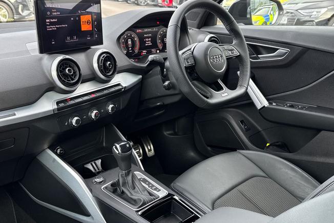 AUDI Q2 Photo 26