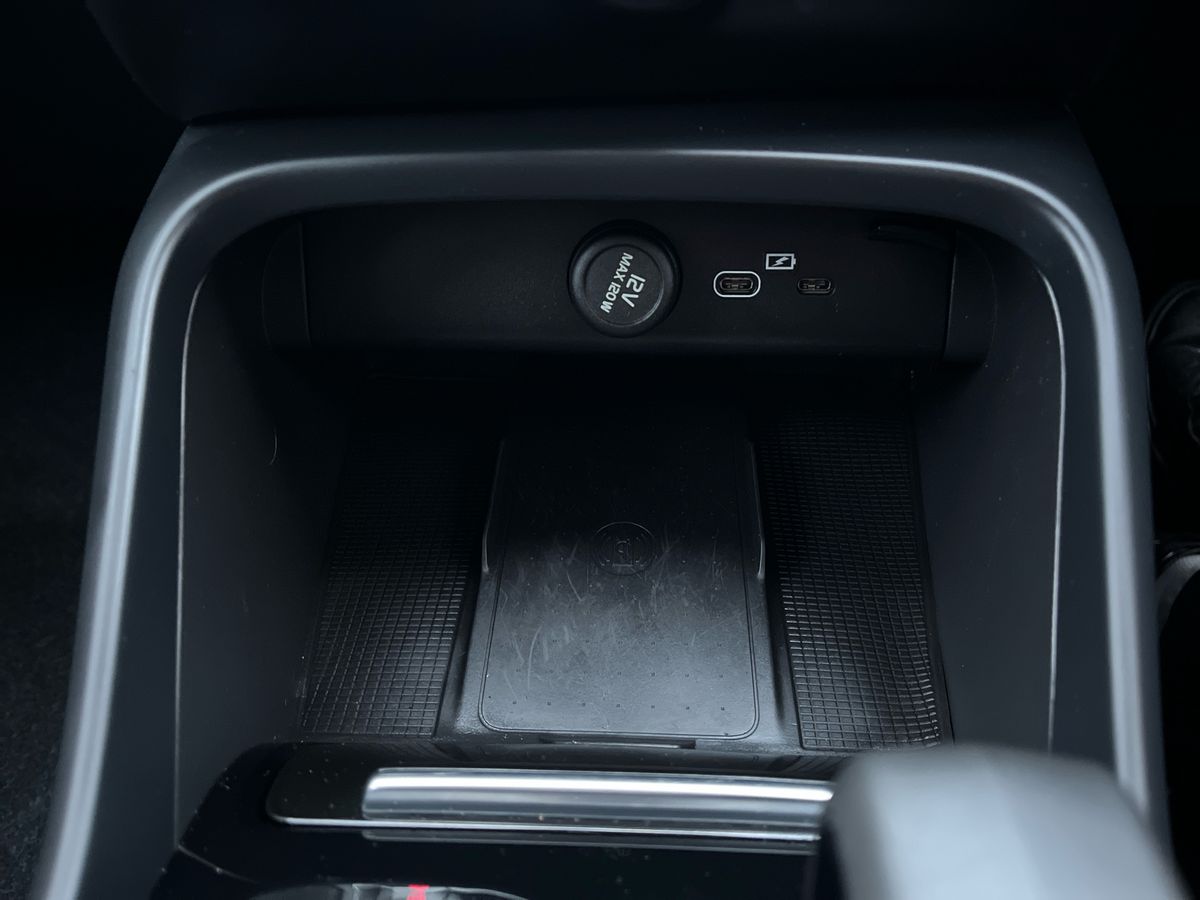 Volvo XC40 Photo 32