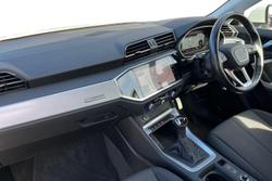 Audi Q3 Photo 2