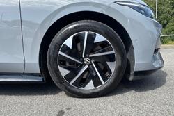 VOLKSWAGEN Id.7 Photo 5