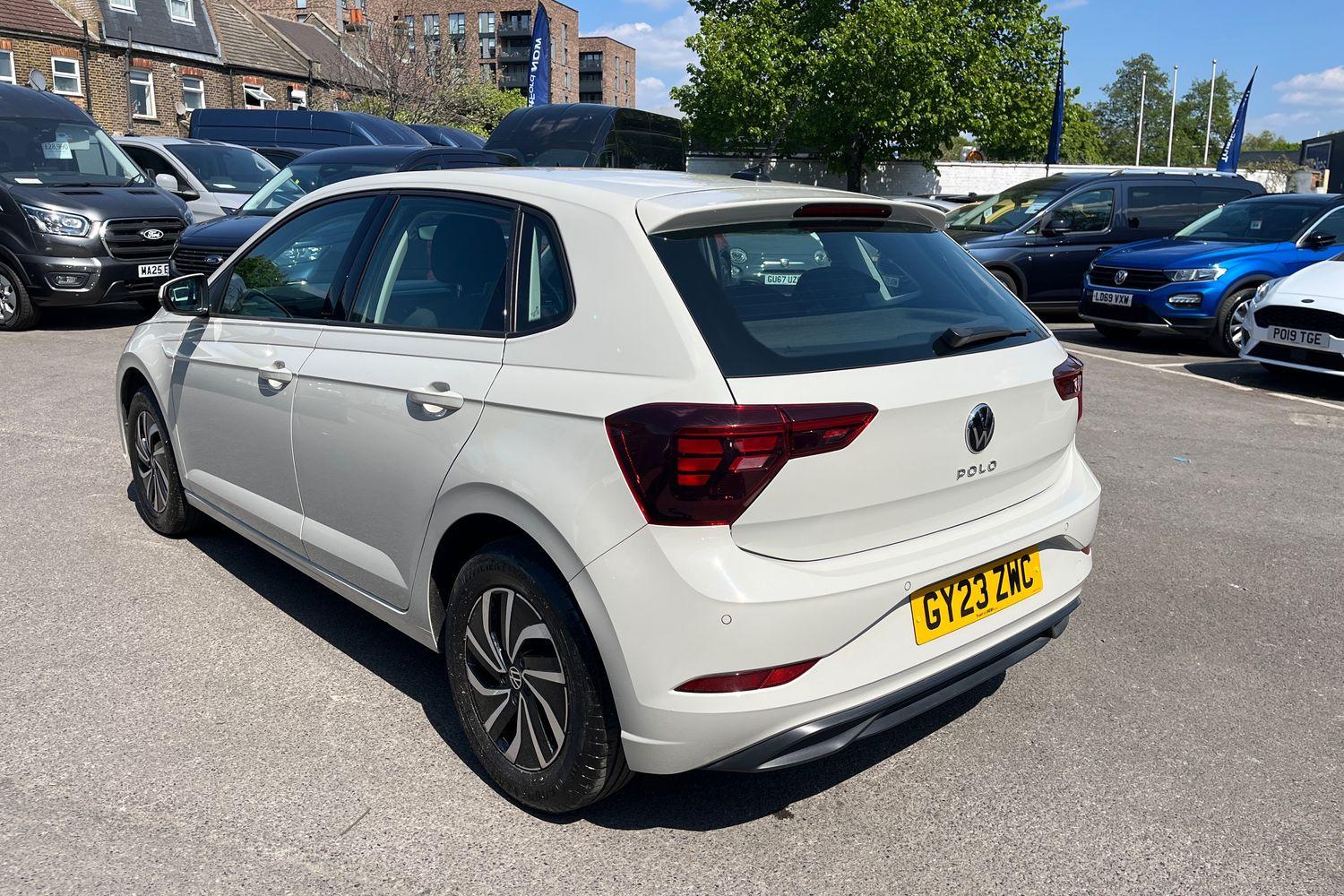 Volkswagen POLO Photo 32