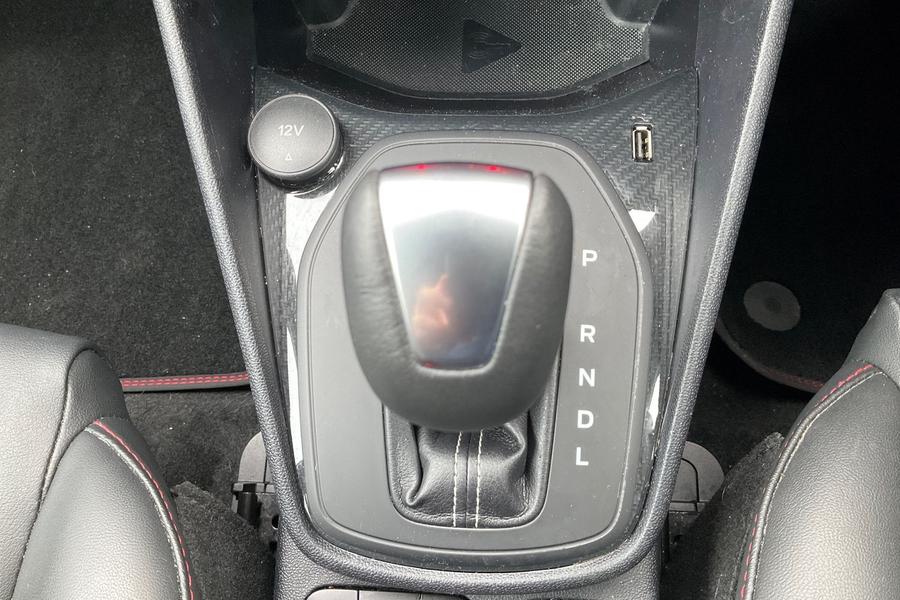 Ford FIESTA Photo autoimg-91af195ba9b17a2f14cb24cd16b7d311ce265a35.jpg