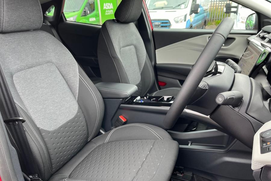 Ford PUMA Photo autoimg-91b8dd70546b1f4e1b268b777799b69d4ae87bd0.jpg