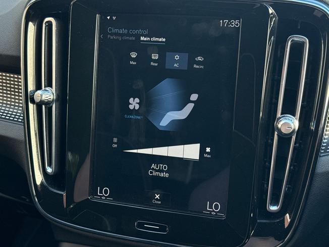 VOLVO Xc40 Photo 57