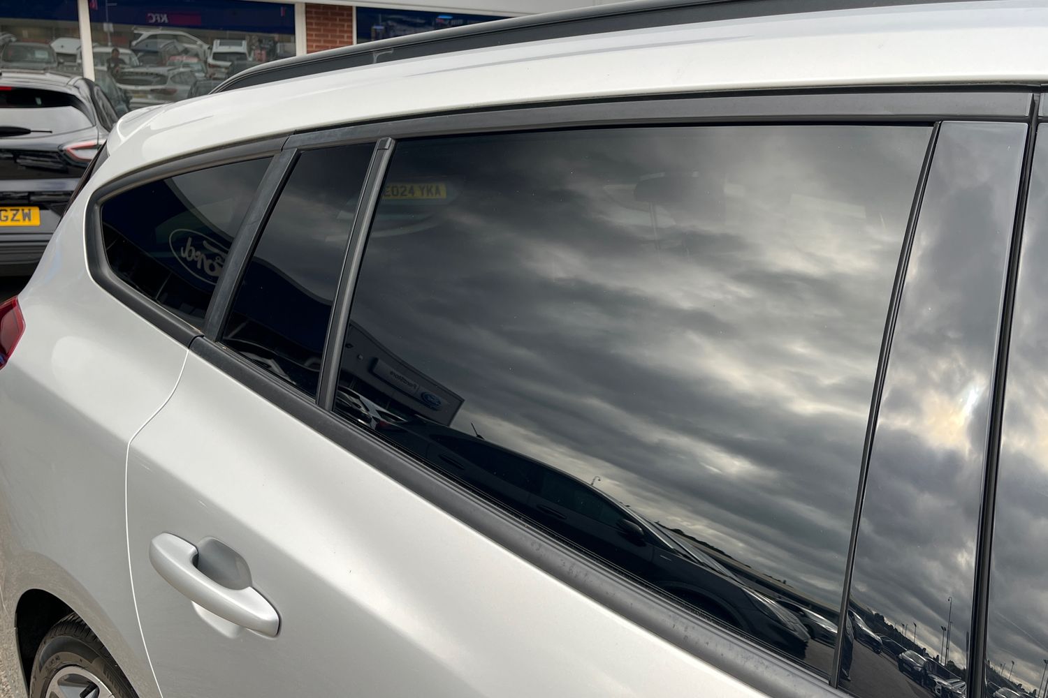 Ford FOCUS Photo 38