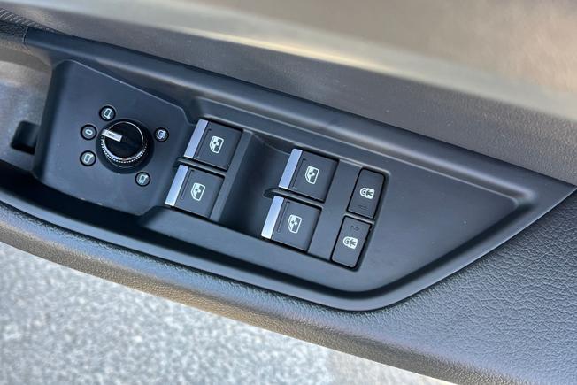 Audi e-tron Photo 54