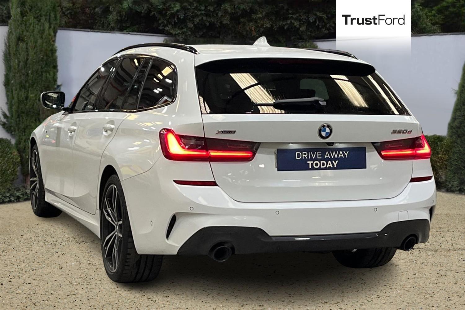 BMW 3 SERIES Photo 1