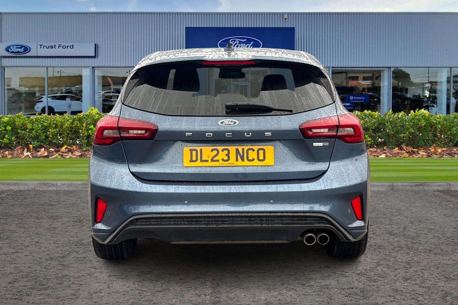 Ford Focus Photo 6
