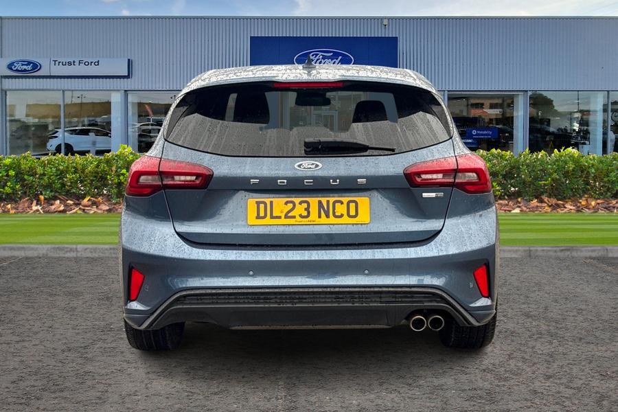 Ford Focus Photo autoimg-91c116e0209e79a22f84996ae64b4d937a9fd0d2.jpg
