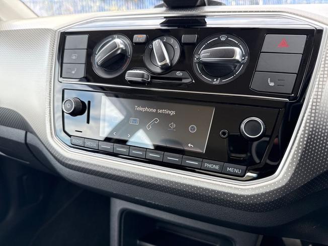 VOLKSWAGEN up! Photo 13