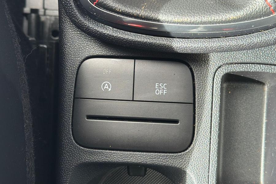 Ford FIESTA Photo autoimg-91c4abc75c5677f643071b26ba4cc7dfef6b7dc6.jpg