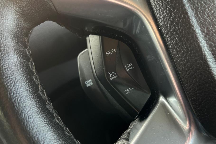 Used Ford TOURNEO CONNECT 32