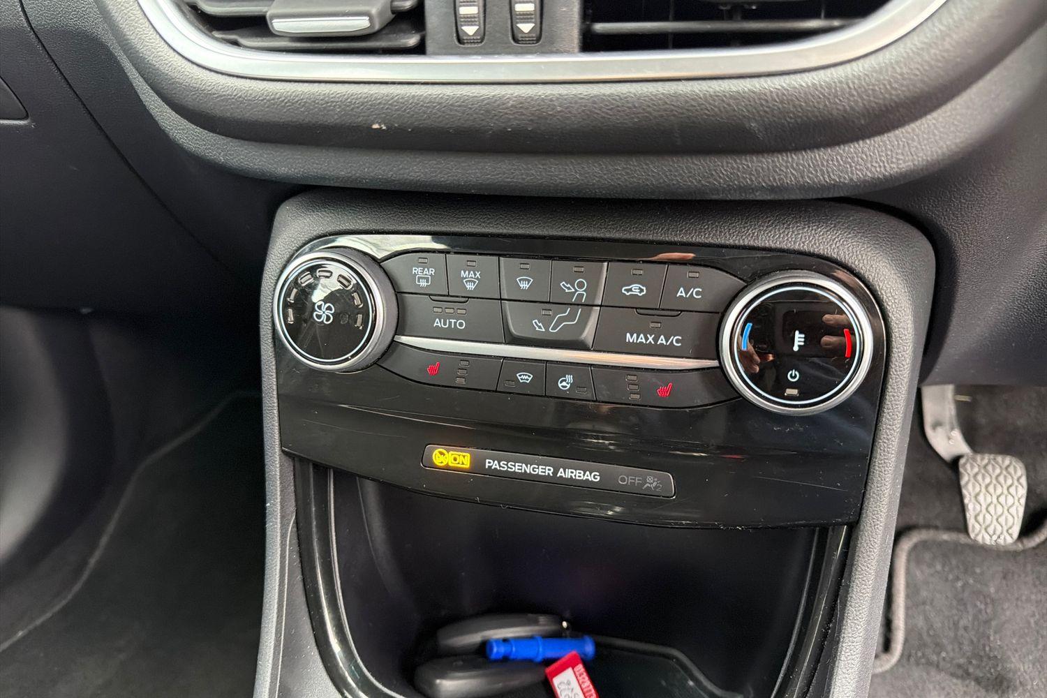 Ford Puma Photo 23