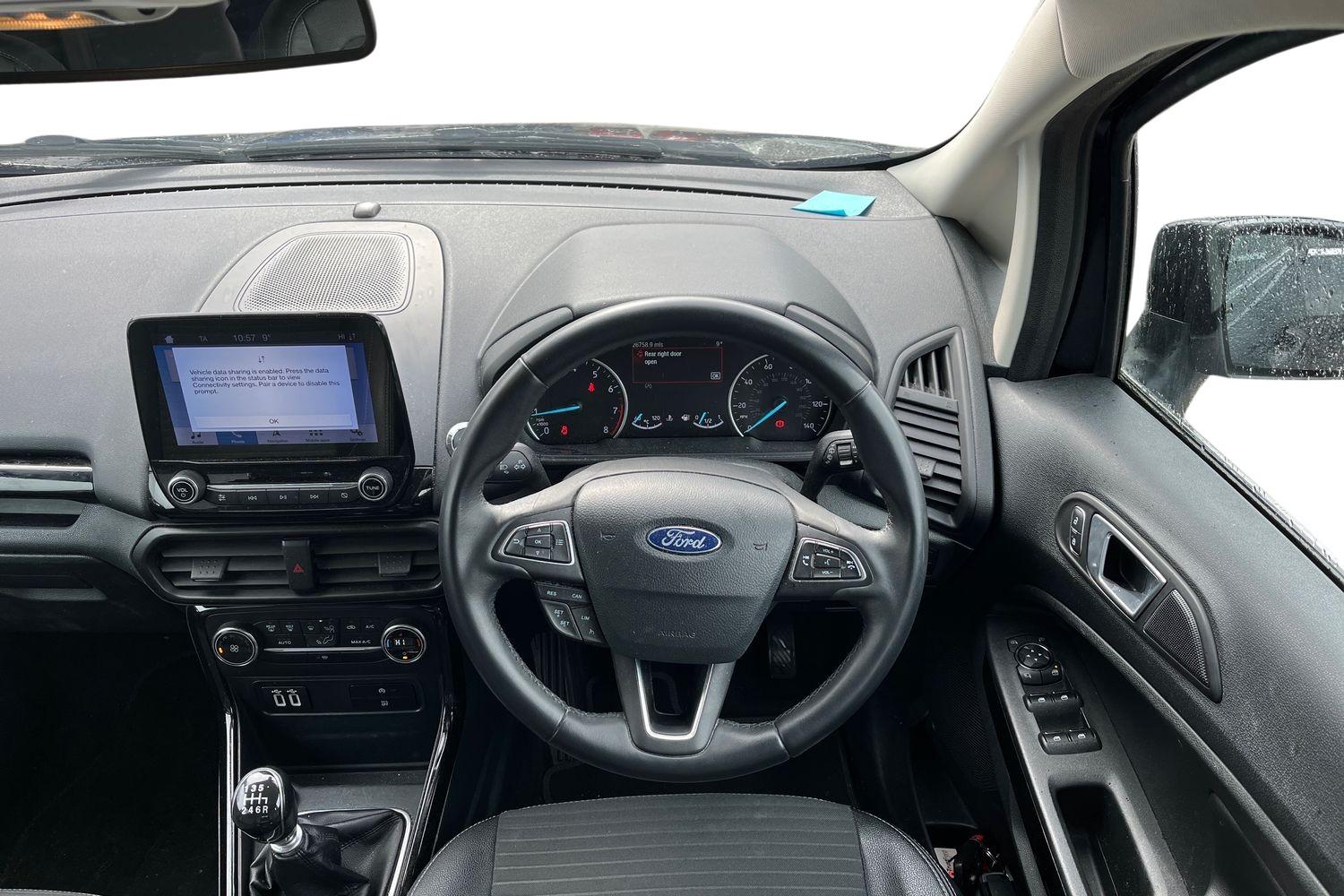 Ford ECOSPORT Photo 10