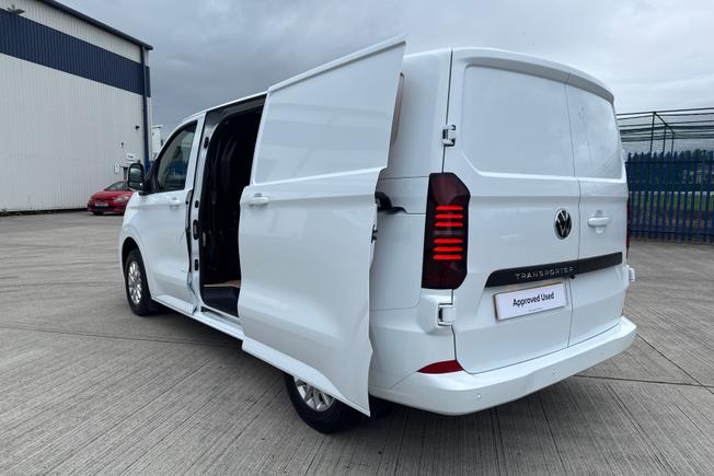 VOLKSWAGEN Transporter Photo 31