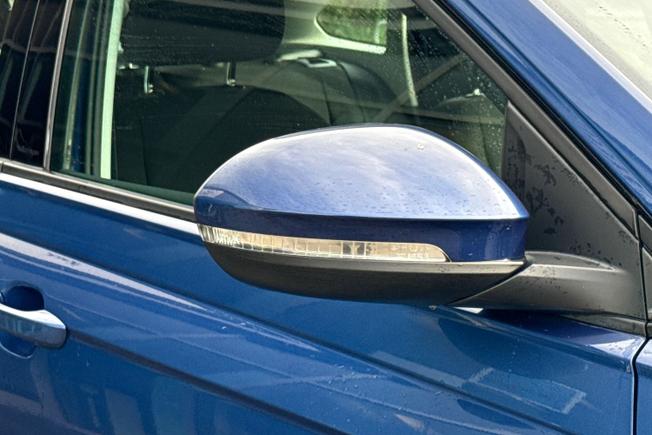 VOLKSWAGEN Taigo Photo 20