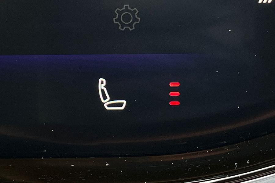 Volkswagen TOUAREG Photo autoimg-91d0f19e8b34990096400aa87a3b6f599e503776.jpg