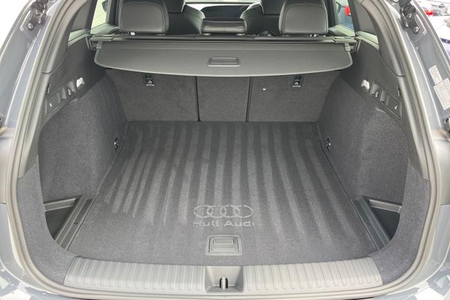 Audi Q6 Photo 12