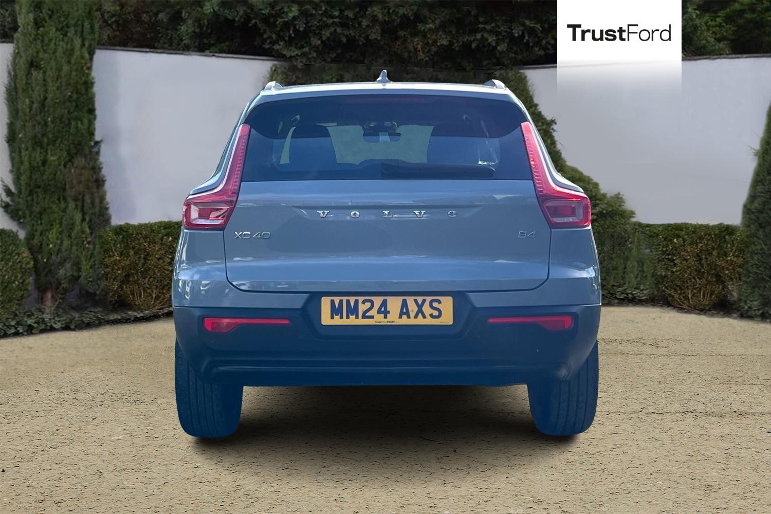 Volvo XC40 Photo 6