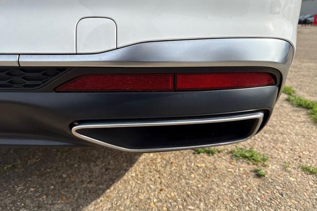 AUDI A4 Avant Photo 45
