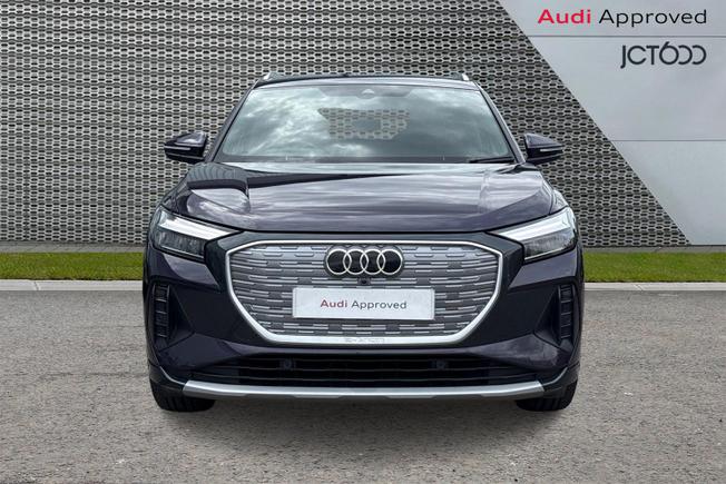 AUDI Q4 E-Tron Photo 8