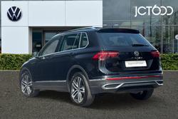 VOLKSWAGEN Tiguan Photo 3