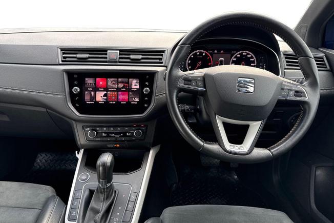SEAT Arona Photo 11