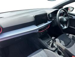 SEAT Ibiza Photo 2