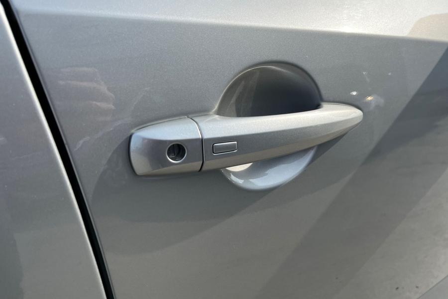 Nissan QASHQAI Photo autoimg-91e93e2ca093640ead97cbf3ccca0cda23c77432.jpg