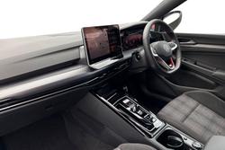 Volkswagen Golf Photo 2