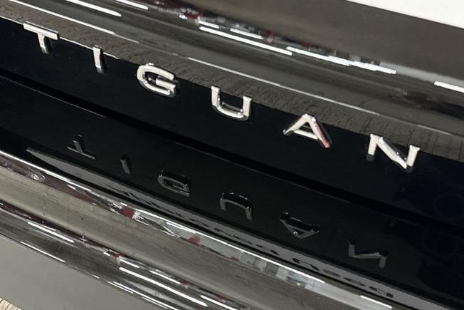 VOLKSWAGEN Tiguan Photo 37