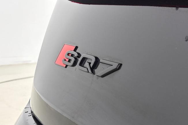 AUDI Sq7 Photo 23