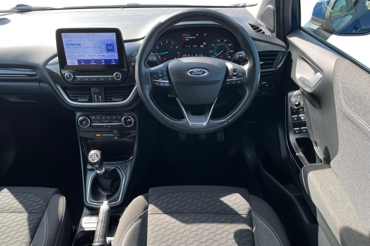 Ford PUMA Photo 10