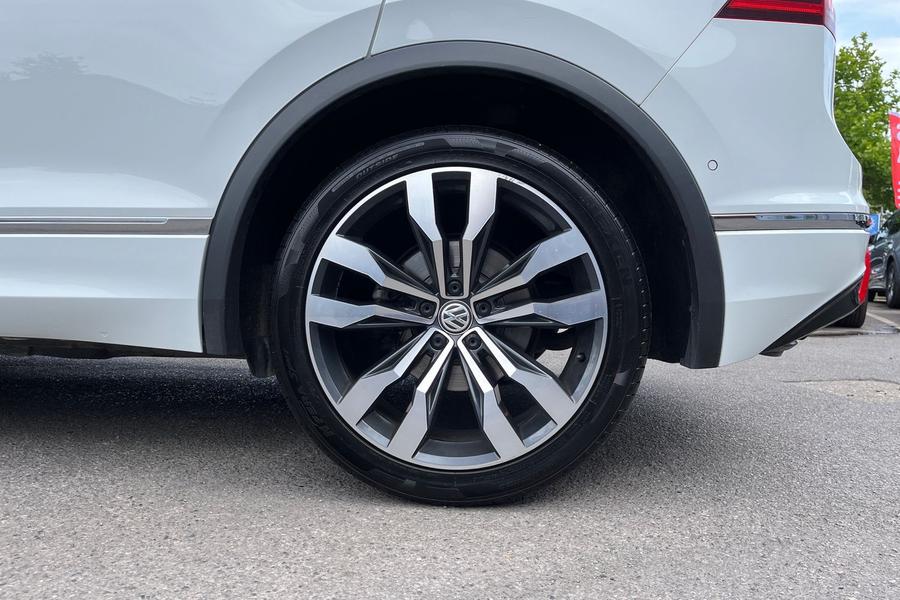 Volkswagen TIGUAN Photo autoimg-91ee7ba38e5941e400cd0d8f838853d1b712c2c4.jpg