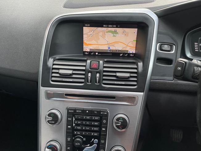 VOLVO XC60 Photo 14