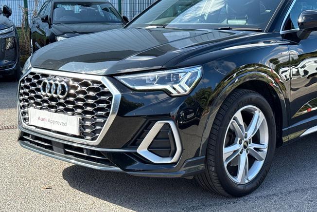 Audi Q3 Photo 22