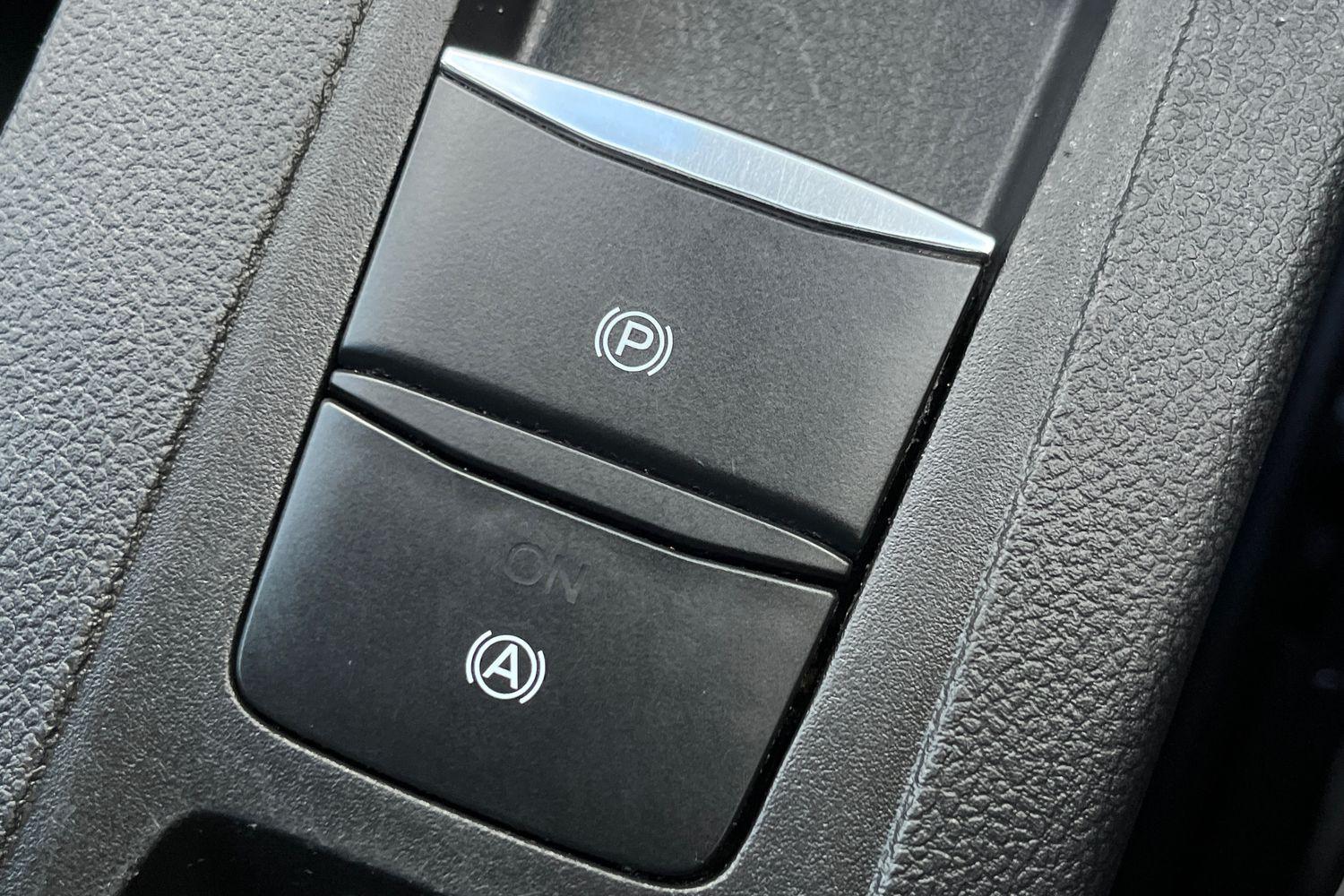 Ford Focus Photo 36
