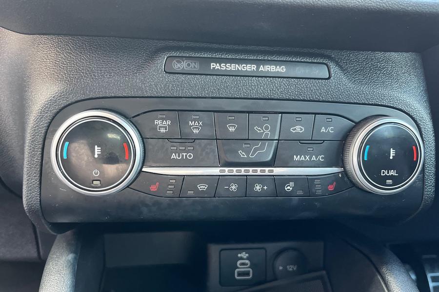 Ford KUGA Photo autoimg-91f8d685288b7c9d480053ac748c78d3c8f843c5.jpg