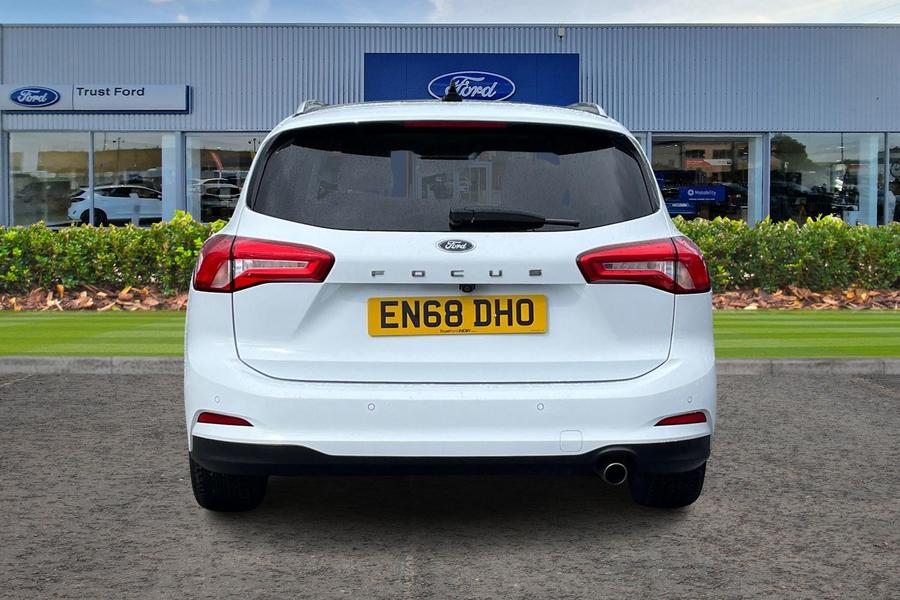 Ford Focus Photo autoimg-91f9ae42320a0802cc08e3e0b1cb523268f13e78.jpg